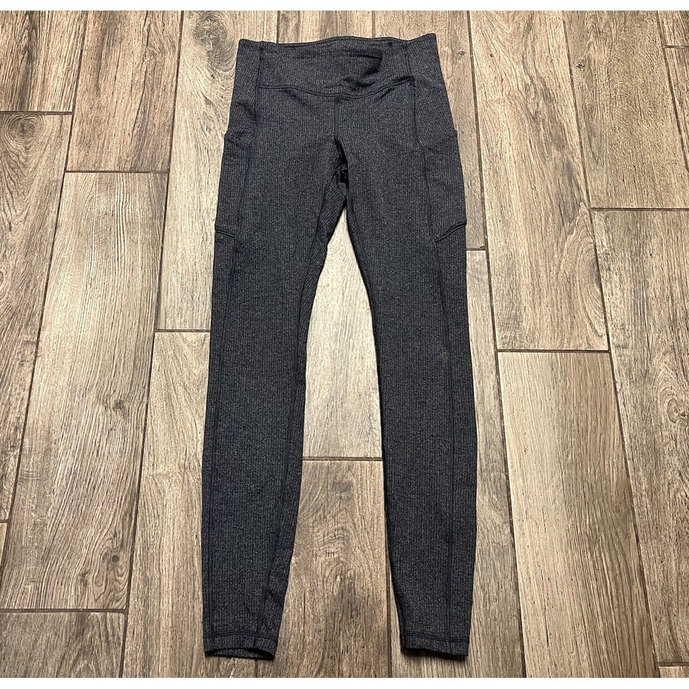 Lululemon Charcoal Gray Knit Leggings Great Condition Size 6